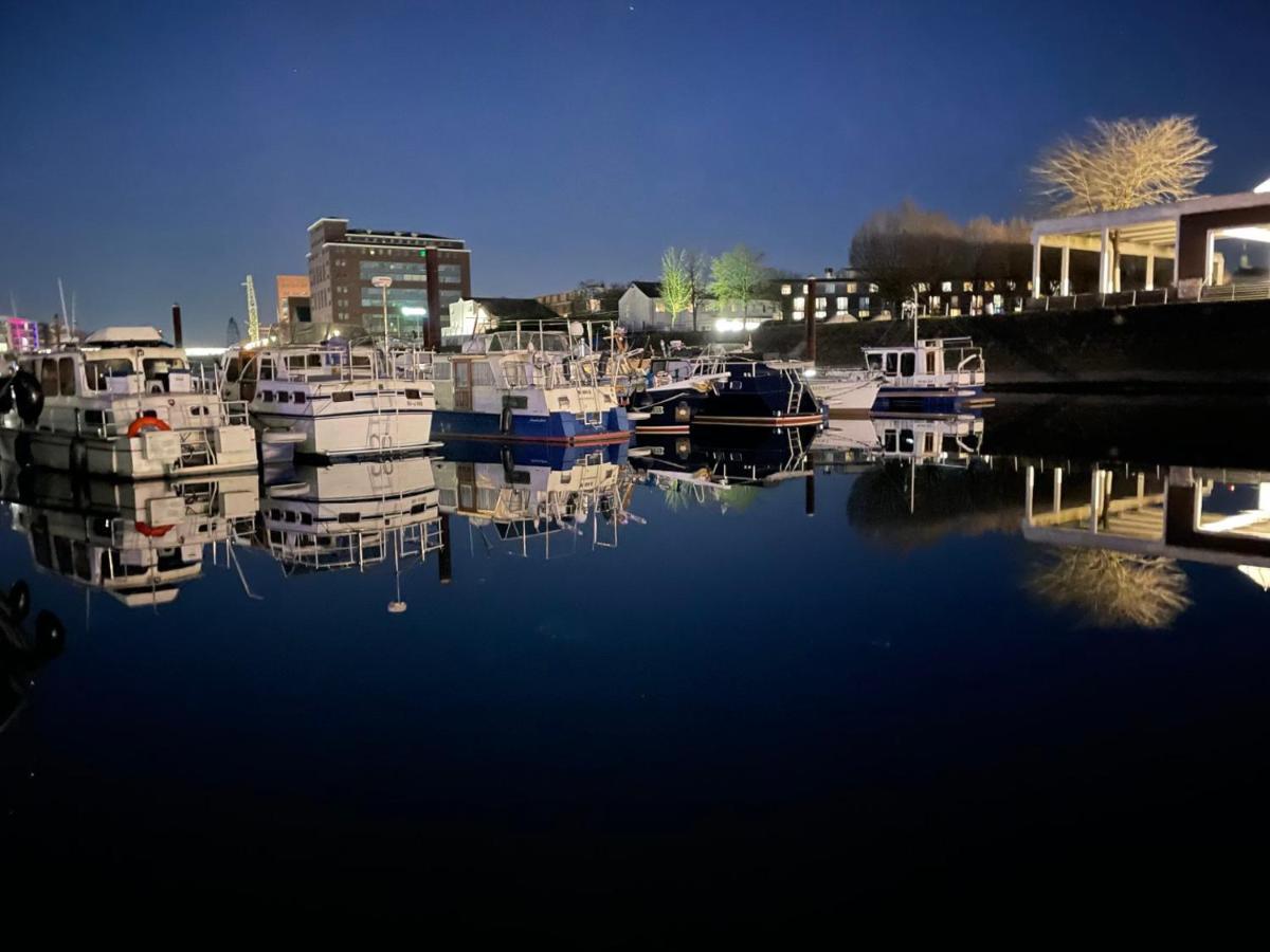 Hausboot Lore Duisburg Zewnętrze zdjęcie